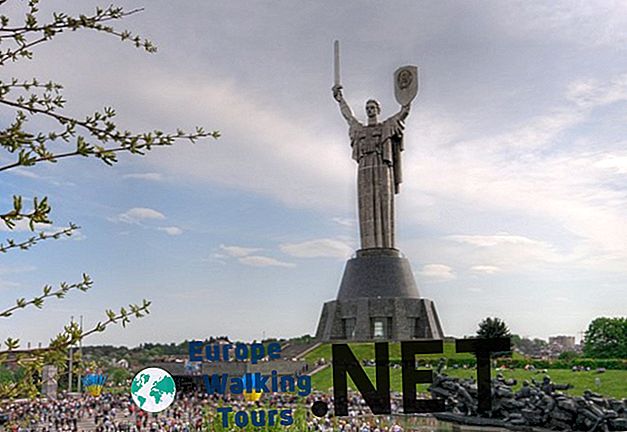 7 най-големи статуи в света